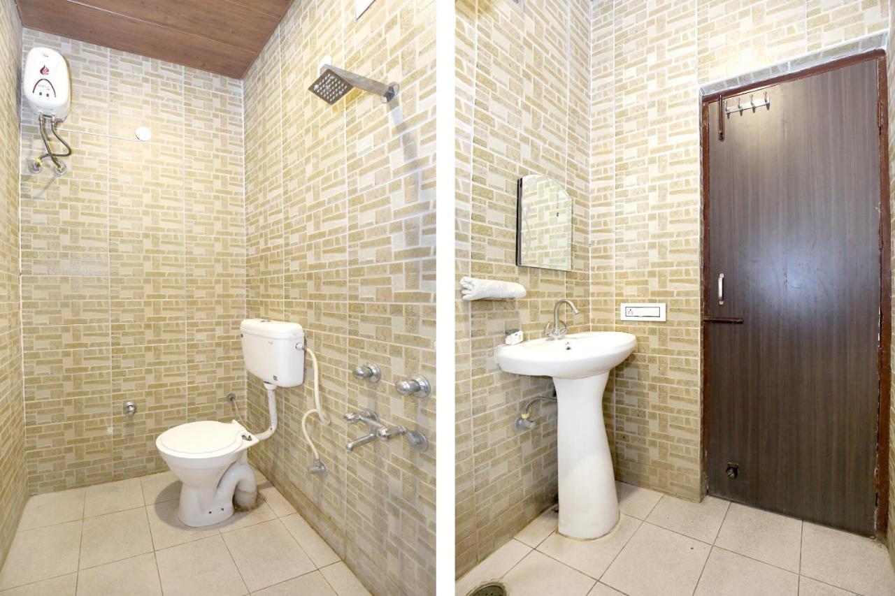 Oyo 8105 Royale Guest House Ludhiana Dış mekan fotoğraf