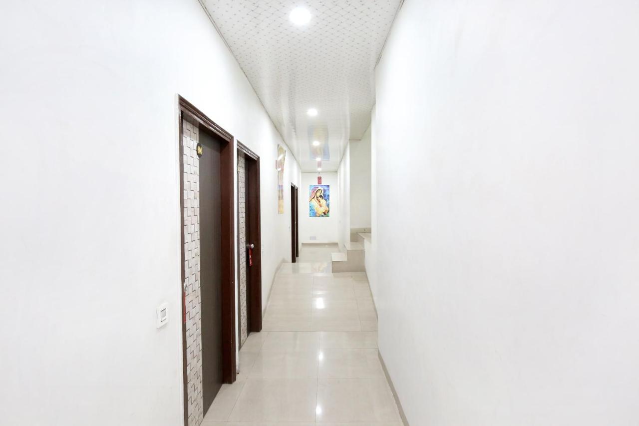 Oyo 8105 Royale Guest House Ludhiana Dış mekan fotoğraf